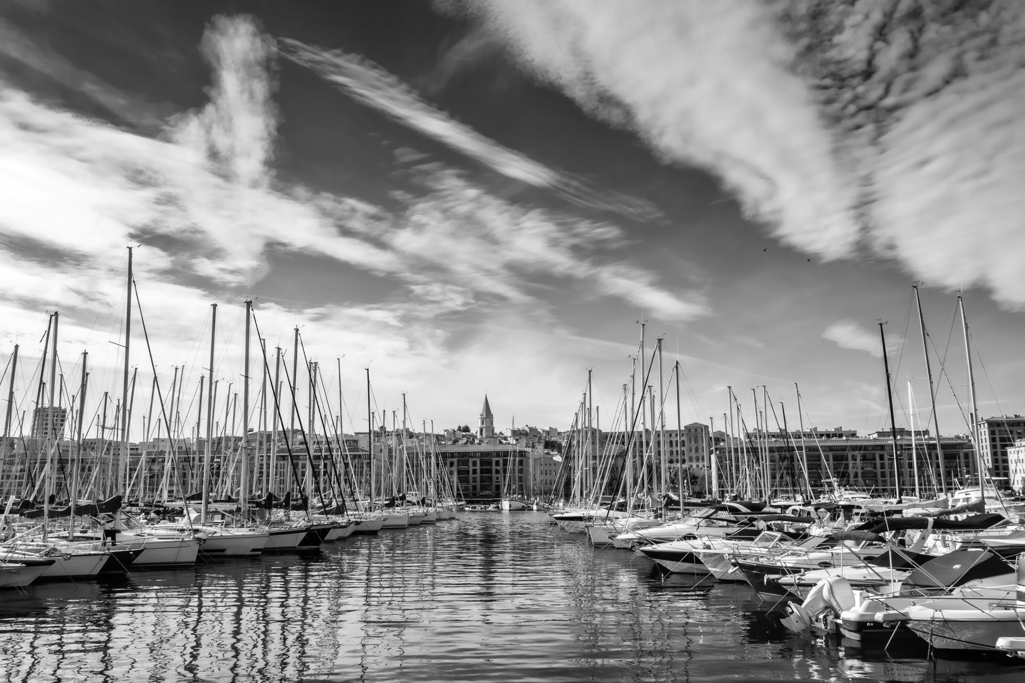 Marseille, UNE MÉTROPOLE MONDIALE ? by LA TRIBUNE (21/09/2018)